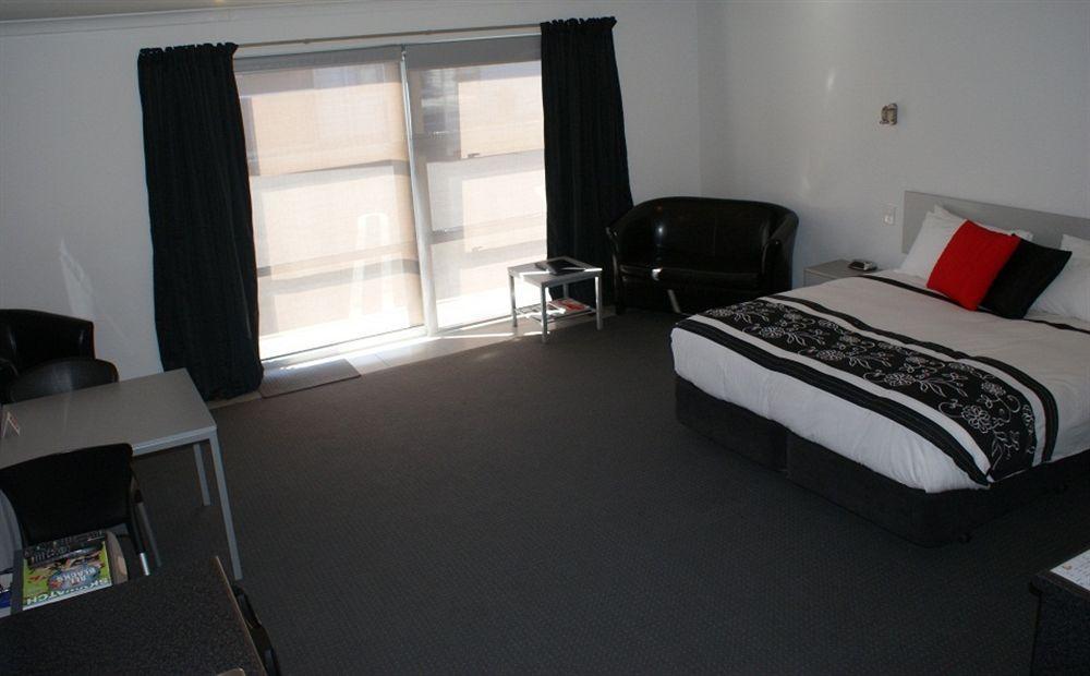 Pukekura Motor Lodge New Plymouth Zewnętrze zdjęcie A room at the hotel