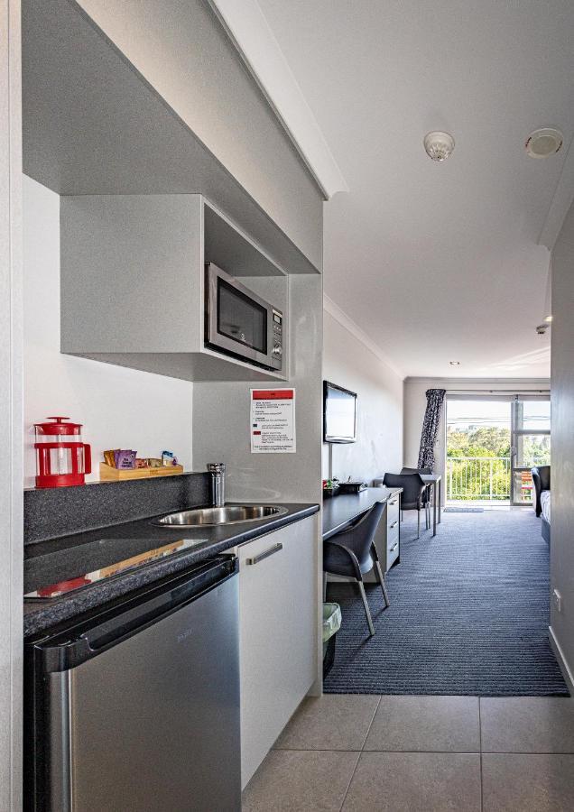 Pukekura Motor Lodge New Plymouth Zewnętrze zdjęcie A typical apartment at the University of Canterbury